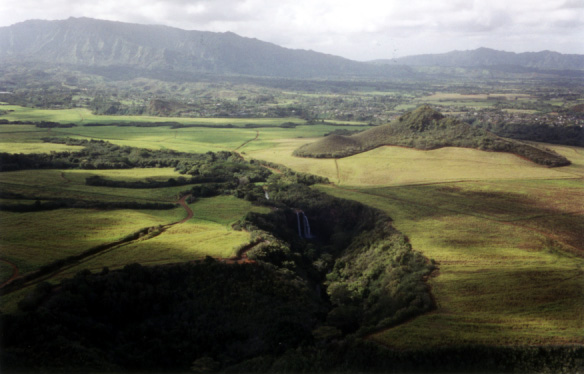 105_wailua_falls_aerial_1